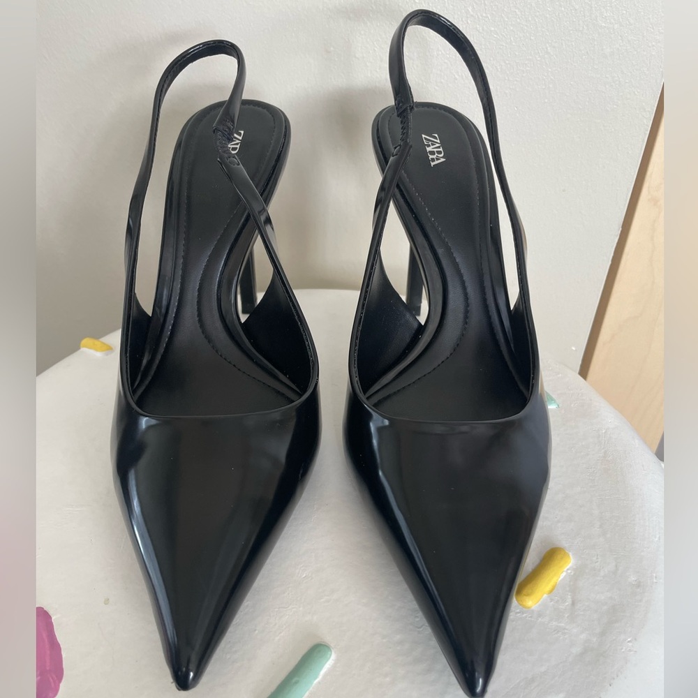Zara sz. 8 black sling-backs